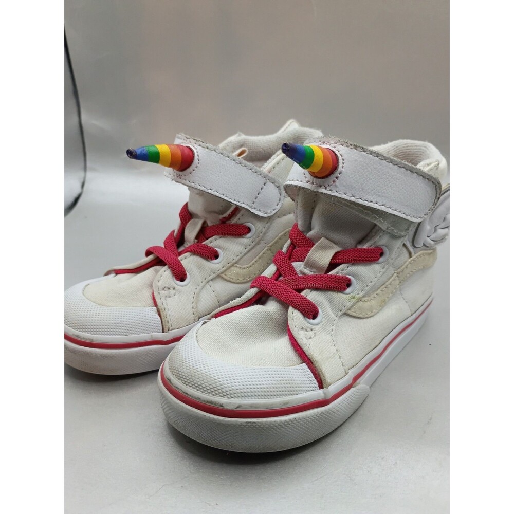 Vans Kids' Flying Sk8-Hi Reissue 138 V sneakers in white featuring unicorn wings